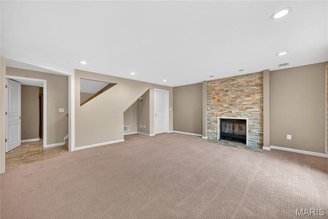 827 Edgewood Drive, Lake St Louis, MO 63367