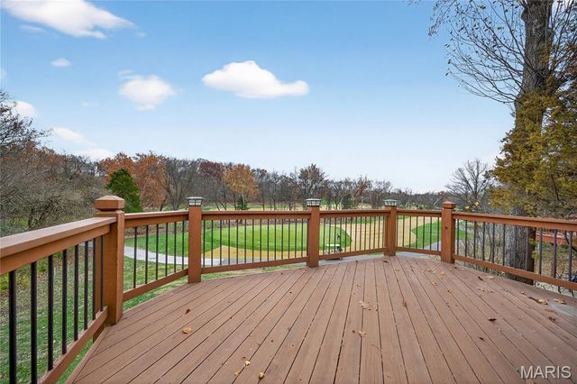 827 Edgewood Drive, Lake St Louis, MO 63367