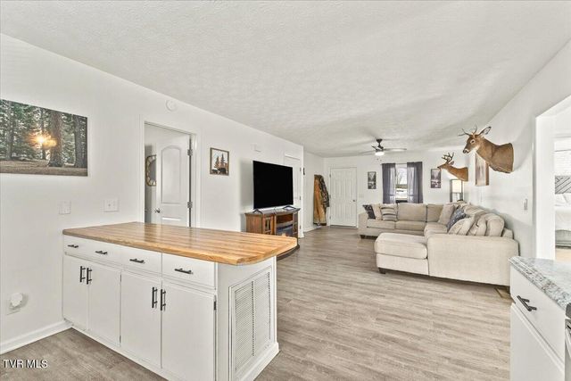 144 Zeb Grindstaff Road, Elizabethton, TN 37643