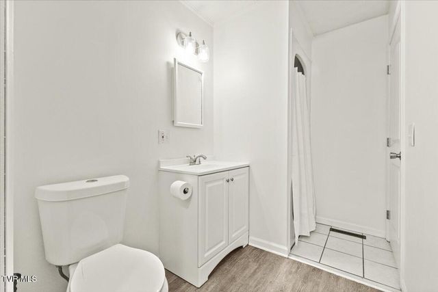 144 Zeb Grindstaff Road, Elizabethton, TN 37643