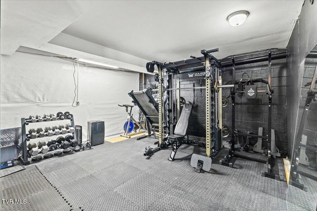 144 Zeb Grindstaff Road, Elizabethton, TN 37643