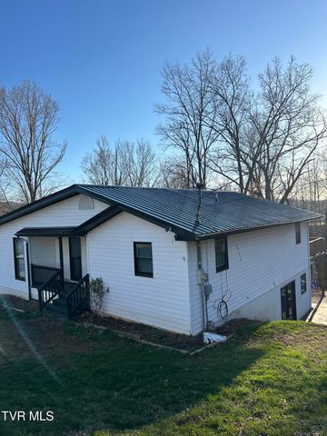 144 Zeb Grindstaff Road, Elizabethton, TN 37643