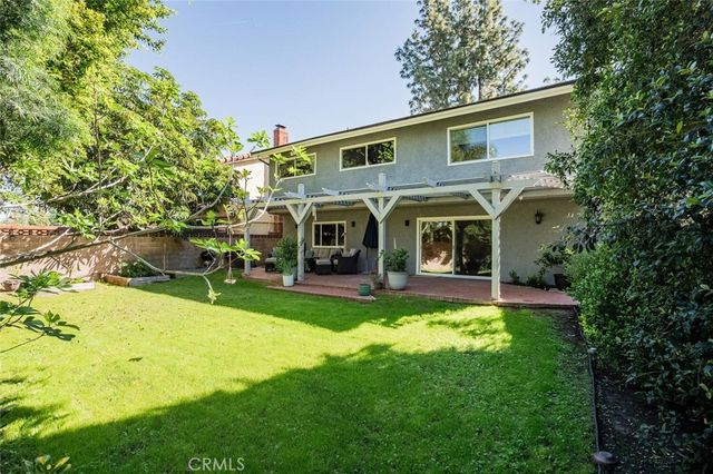6321 Balcom Avenue, Encino, CA 91316