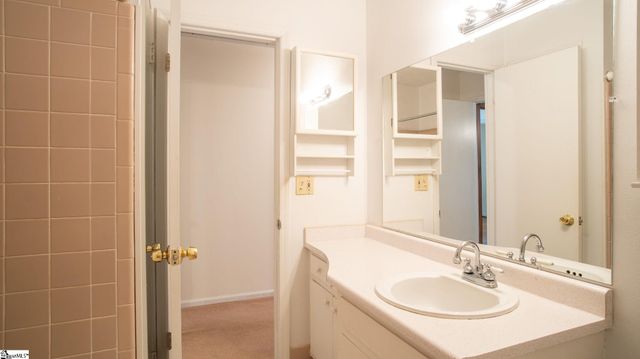 620 Creighton Drive, Taylors, SC 29687