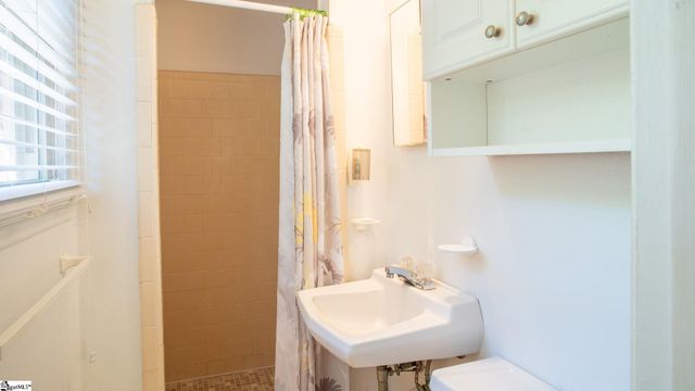 620 Creighton Drive, Taylors, SC 29687