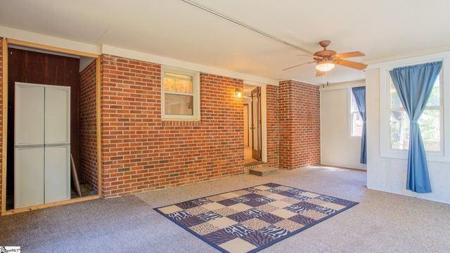 620 Creighton Drive, Taylors, SC 29687