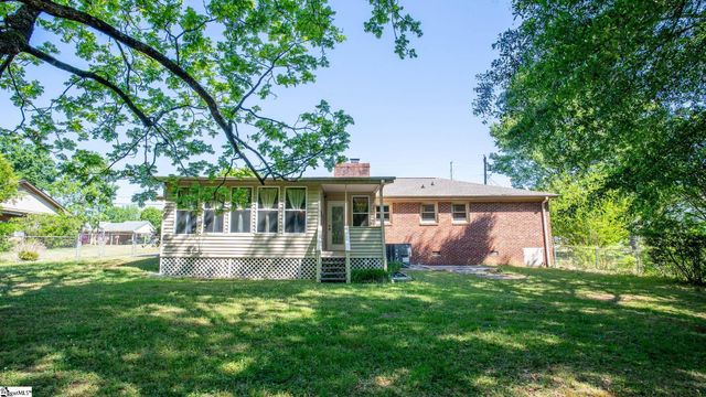 620 Creighton Drive, Taylors, SC 29687