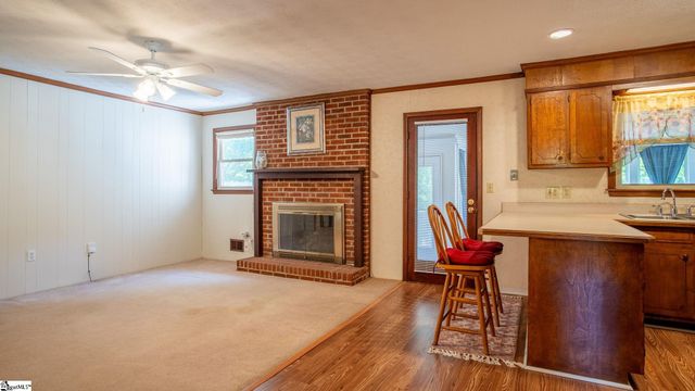 620 Creighton Drive, Taylors, SC 29687