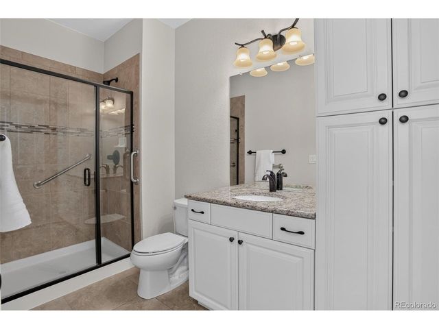5650 W Quincy Ave 31, Denver, CO 80235
