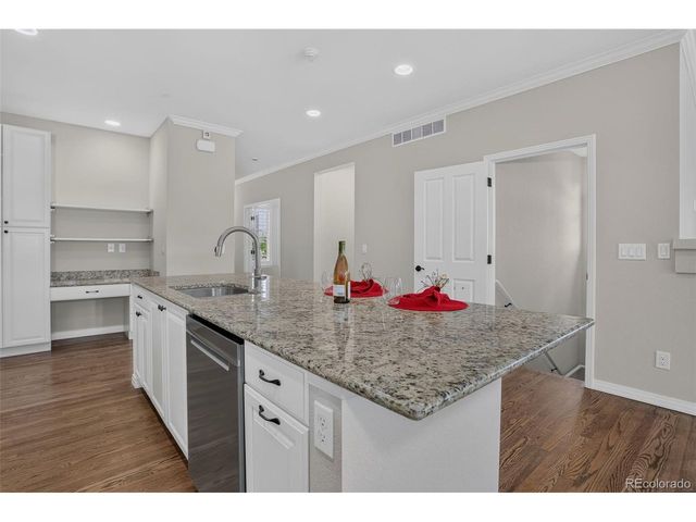 5650 W Quincy Ave 31, Denver, CO 80235