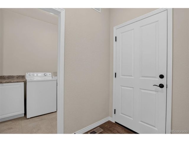 5650 W Quincy Ave 31, Denver, CO 80235