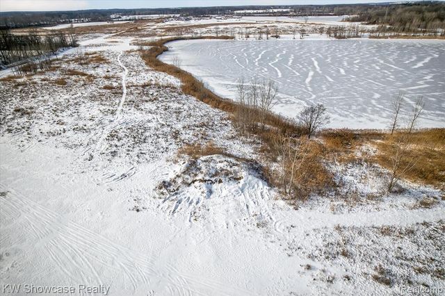 00 Johns Road, South Lyon, MI 48178