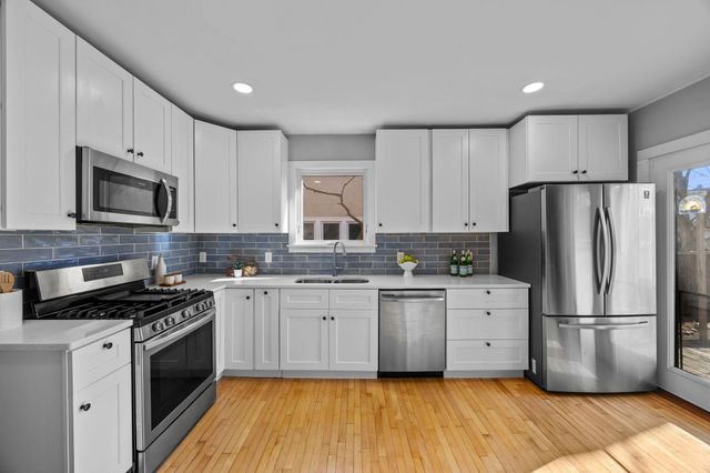 4032 Grand Avenue S, Minneapolis, MN 55409