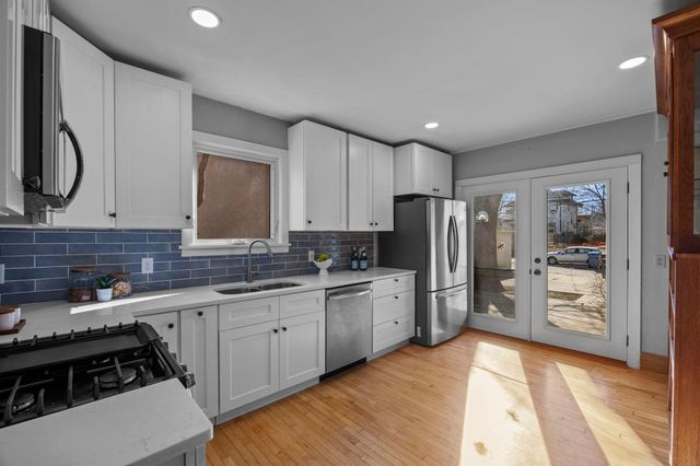 4032 Grand Avenue S, Minneapolis, MN 55409