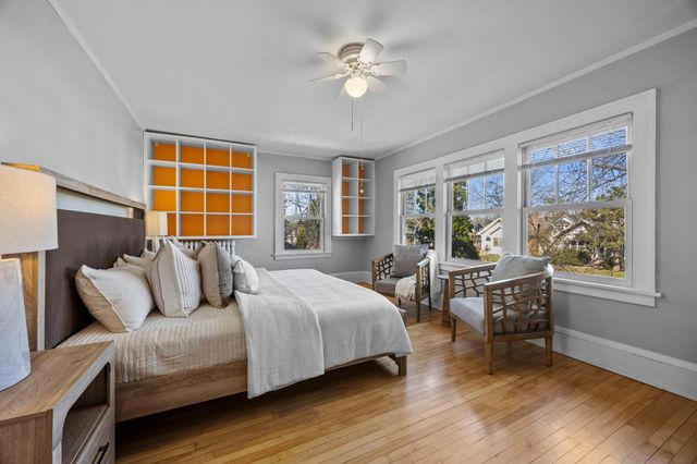 4032 Grand Avenue S, Minneapolis, MN 55409