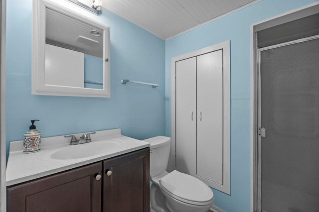 4032 Grand Avenue S, Minneapolis, MN 55409