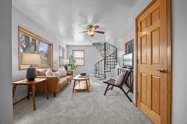 4032 Grand Avenue S, Minneapolis, MN 55409