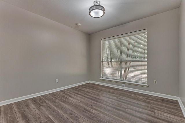 23 Ridgecross Place, The Woodlands, TX 77381