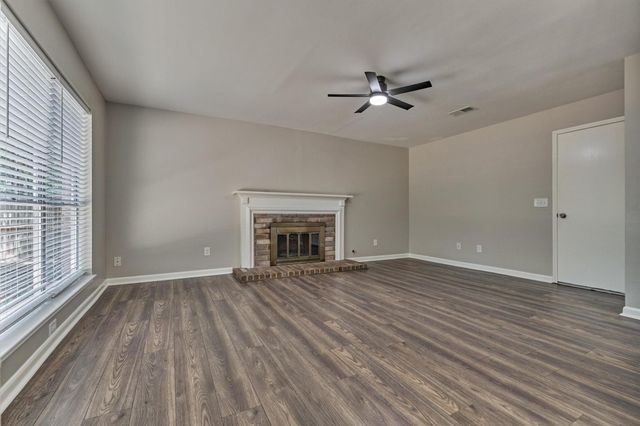 23 Ridgecross Place, The Woodlands, TX 77381
