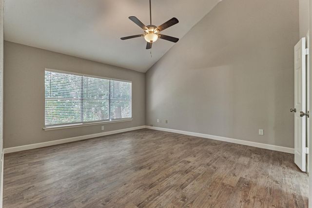 23 Ridgecross Place, The Woodlands, TX 77381