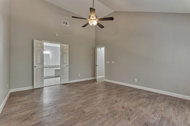 23 Ridgecross Place, The Woodlands, TX 77381