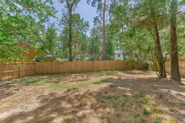 23 Ridgecross Place, The Woodlands, TX 77381