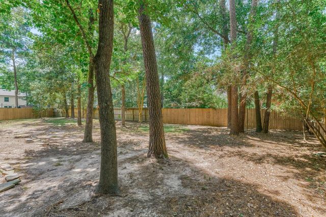 23 Ridgecross Place, The Woodlands, TX 77381