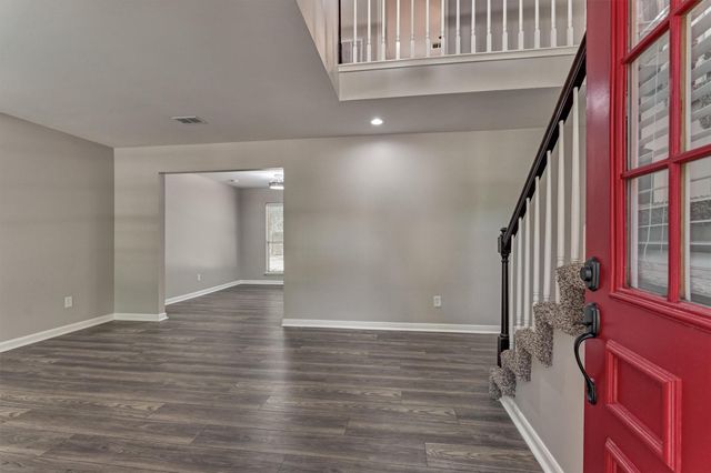 23 Ridgecross Place, The Woodlands, TX 77381