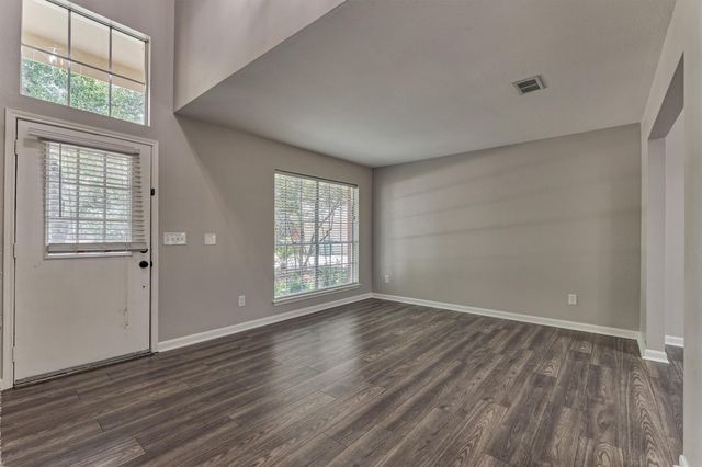 23 Ridgecross Place, The Woodlands, TX 77381