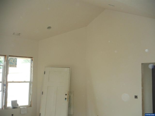 212 NE Broadway St, Sublimity, OR 97385