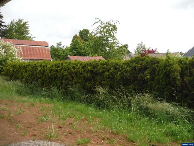 212 NE Broadway St, Sublimity, OR 97385