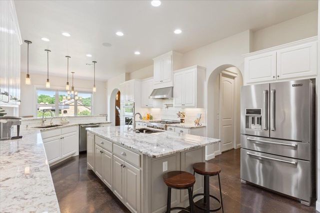 2501 Woodbine CIR, Georgetown, TX 78628