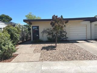 132 Luz Pl, Davis, CA 95616