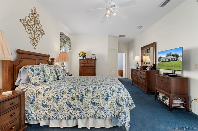 2786 N Canterbury Lake Drive, Hernando, FL 34442
