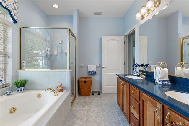 2786 N Canterbury Lake Drive, Hernando, FL 34442