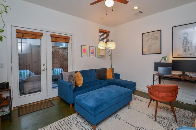 1116 Columbus Street, Houston, TX 77019