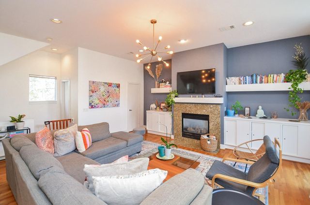 1116 Columbus Street, Houston, TX 77019