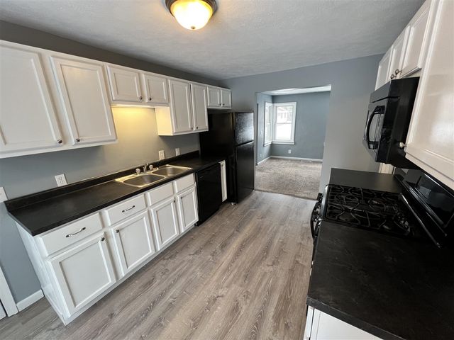 1046 Ducey Avenue, Muskegon, MI 49442