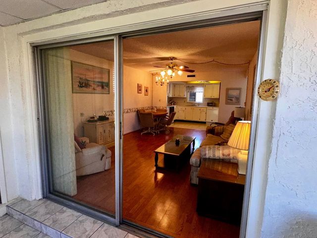 7040 COGNAC DRIVE 1, New Port Richey, FL 34653