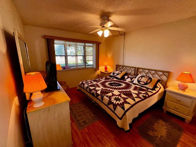 7040 COGNAC DRIVE 1, New Port Richey, FL 34653