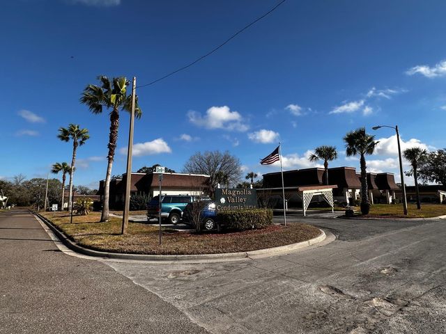 7040 COGNAC DRIVE 1, New Port Richey, FL 34653