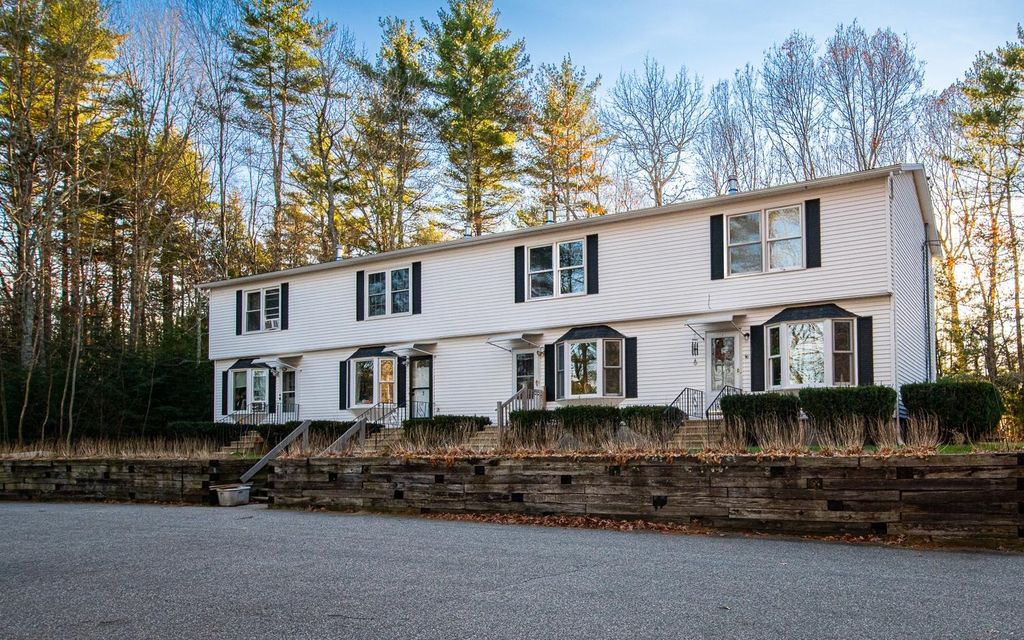 92 Bean Rd Apt 2, Fremont, NH 03044