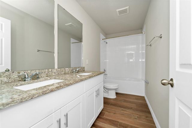 3817 SHOVELER AVENUE, Leesburg, FL 34748