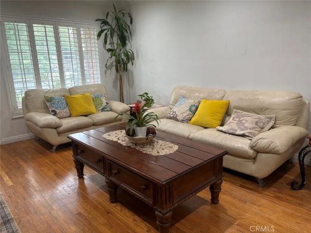 10237 Oro Vista, Sunland, CA 91040