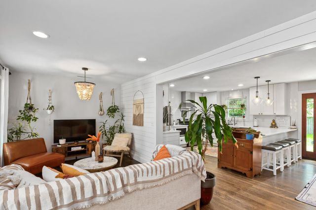 447 Geddes Avenue, Charleston, SC 29407