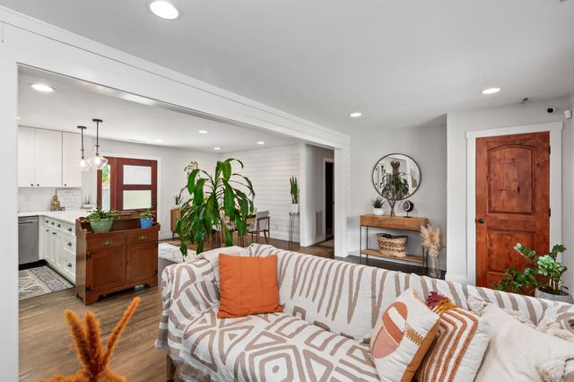 447 Geddes Avenue, Charleston, SC 29407