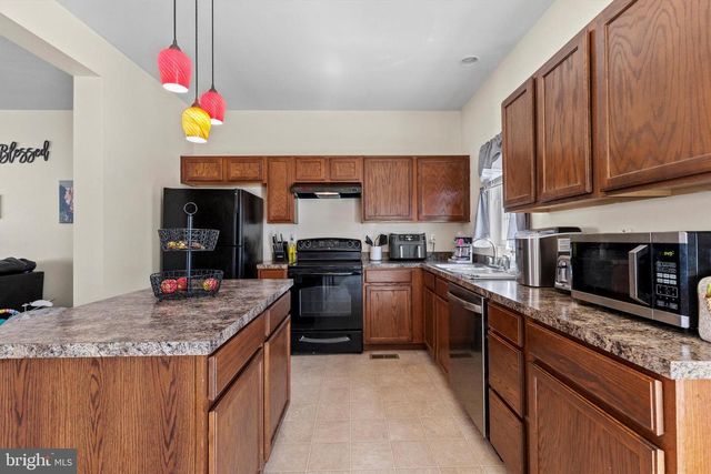 4113 TRABERT CT, Dover, PA 17315