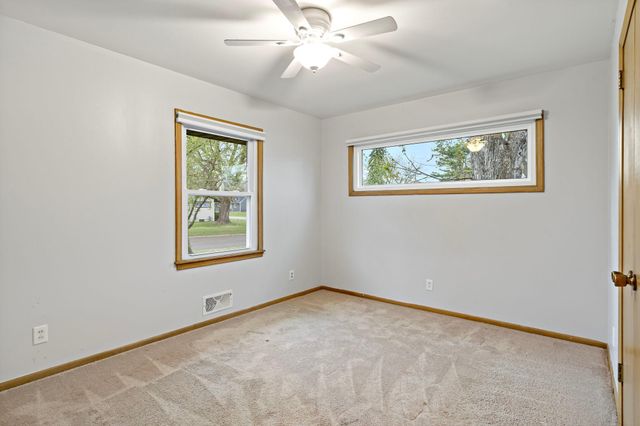 7184 Cooper Avenue, Inver Grove Heights, MN 55076