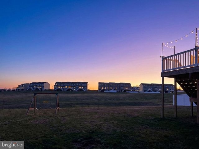 109 HOLSTEIN DR, Hanover, PA 17331