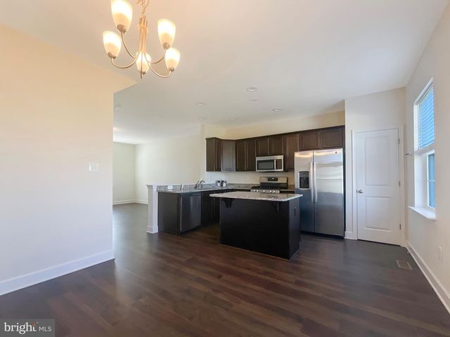 109 HOLSTEIN DR, Hanover, PA 17331